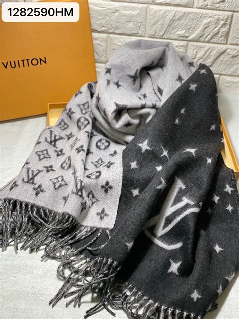 louis vuitton shawls price|louis vuitton cashmere scarf price.